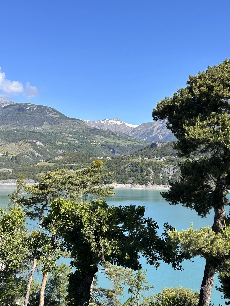 Intervention ARC Assainissement dans le secteur d'Embrun, lac de Serre-Ponçon